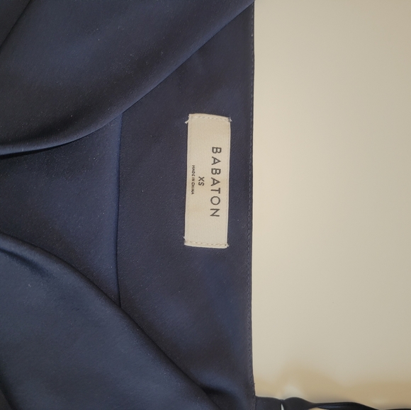 Aritzia-Babaton silk camisole navy blue - Picture 4 of 5